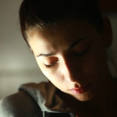 woman in need of complex trauma treatment